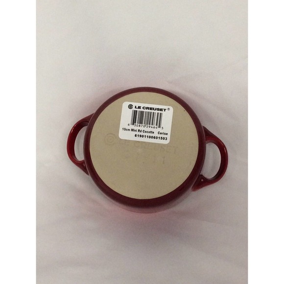 NIB Le Creuset Stoneware Petite Round Casserole Mini Cocotte Cerise Holly 8oz - Picture 4 of 10